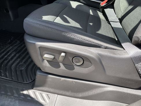 New 2026 Chevrolet Silverado 2500 Custom w/ Custom Value Package AWD/4WD image 17