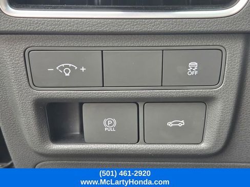 Used 2025 Hyundai Sonata SEL FWD image 30