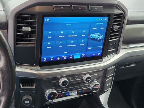 Used 2023 Ford F150 Lariat RWD image 17