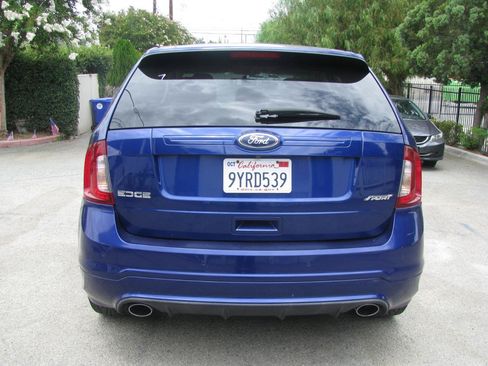 Used 2013 Ford Edge Sport w/ Driver Entry Pkg FWD image 5