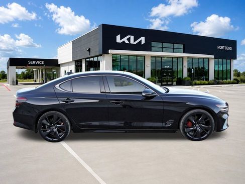 Used 2023 Genesis G70 3.3T w/ Sport Prestige Package RWD image 4