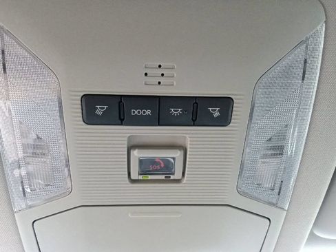 Used 2023 Toyota RAV4 LE FWD image 25