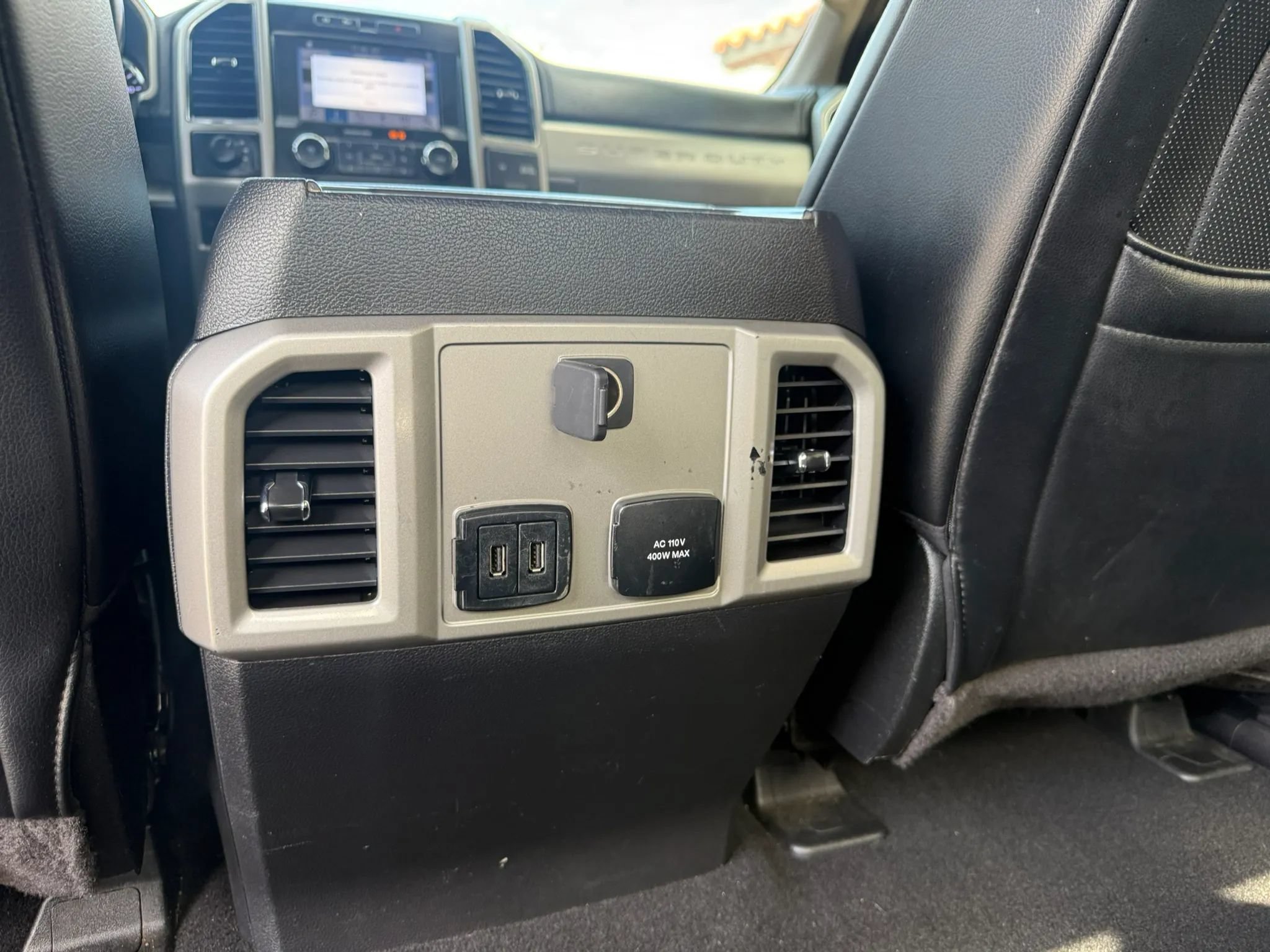 Used 2019 Ford F250 Lariat w/ Lariat Value Package AWD/4WD image 10