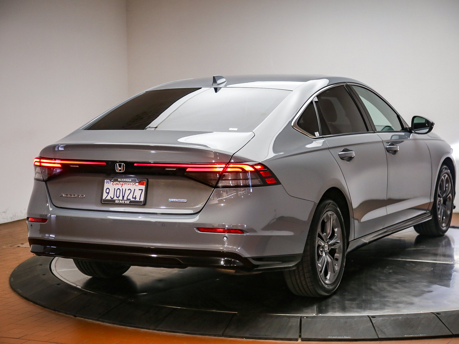 Used 2024 Honda Accord EX-L image 5