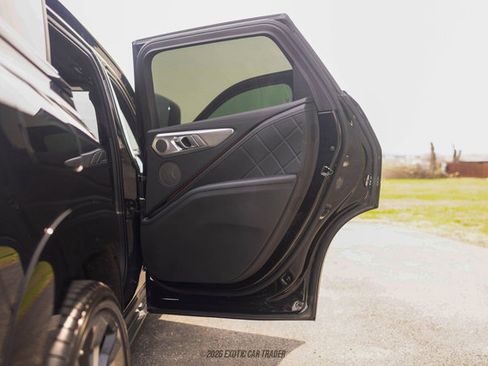 Used 2023 BMW XM image 74