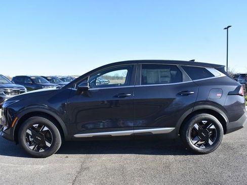 New 2026 Kia Sportage LX w/ LX Convenience Package AWD/4WD image 7