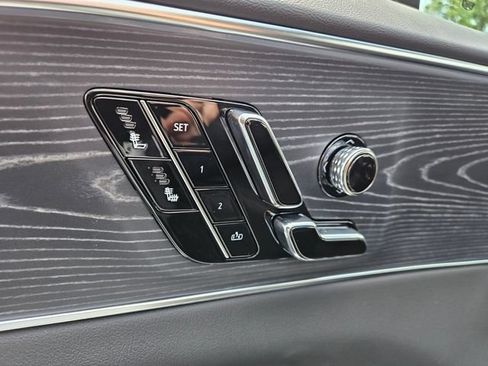 New 2026 Cadillac Lyriq Luxury RWD image 9