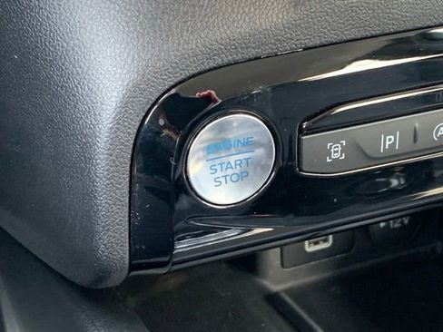 Used 2024 Ford Escape Platinum image 20