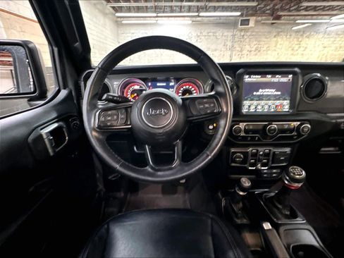 Used 2021 Jeep Gladiator Sport AWD/4WD image 8