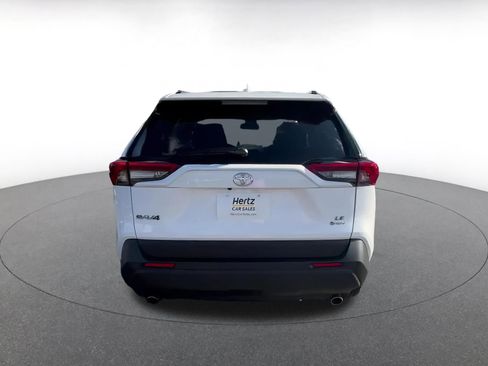 Used 2025 Toyota RAV4 LE image 12