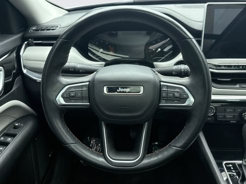 Used 2022 Jeep Compass Limited w/ Sun and Sound Group image 12