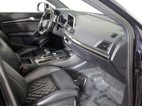 Used 2018 Audi SQ5 Prestige w/ Prestige Package AWD/4WD image 25