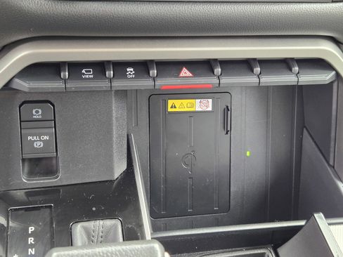 Used 2023 Toyota Sequoia Limited image 20