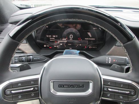 New 2026 GMC Acadia Denali Ultimate image 18