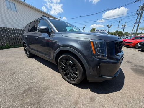 Used 2021 Kia Telluride EX w/ EX Premium Package AWD/4WD image 2