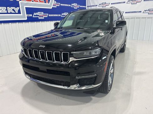 Used 2021 Jeep Grand Cherokee L Limited w/ Luxury Tech Group II AWD/4WD image 10
