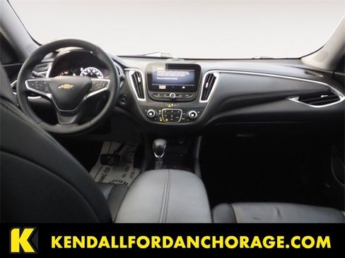 Used 2024 Chevrolet Malibu LT image 10