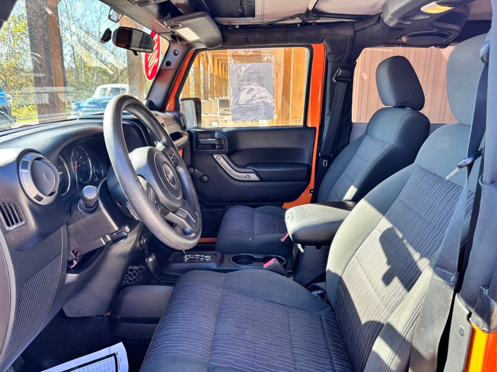 Used 2012 Jeep Wrangler Sport AWD/4WD image 9