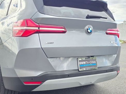 Certified 2025 BMW X3 xDrive30i w/ Convenience Package image 7