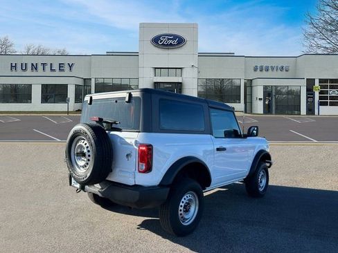 Used 2022 Ford Bronco 2-Door image 4