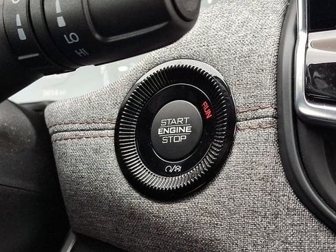 Certified 2022 Jeep Compass Latitude image 26