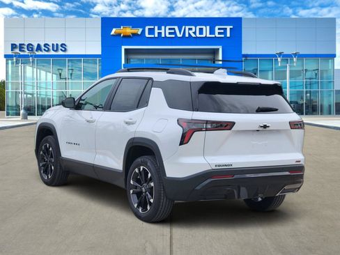 New 2026 Chevrolet Equinox RS w/ Convenience Package III FWD image 4