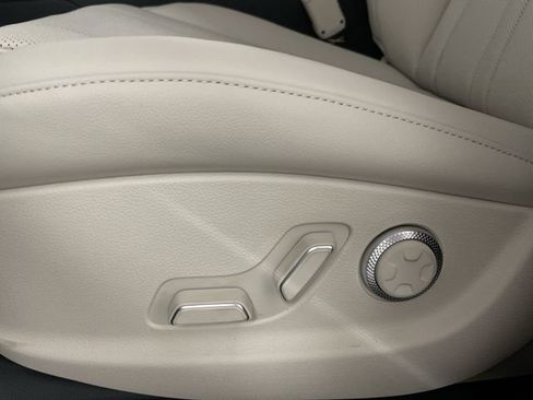 New 2025 Genesis GV80 2.5T Select image 34