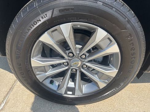 New 2026 Chevrolet Equinox LT w/ Safety and Technology Package FWD image 9