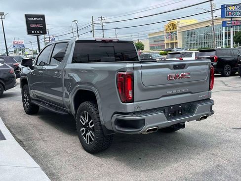 Used 2024 GMC Sierra 1500 AT4 w/ Technology Package AWD/4WD image 5