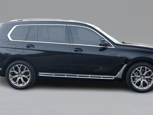 Used 2020 BMW X7 xDrive40i w/ Cold Weather Package image 4