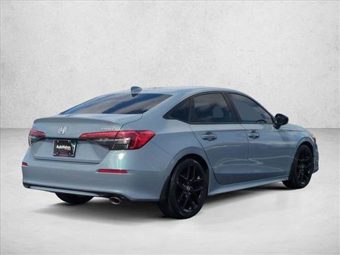 Used 2023 Honda Civic Sport image 5
