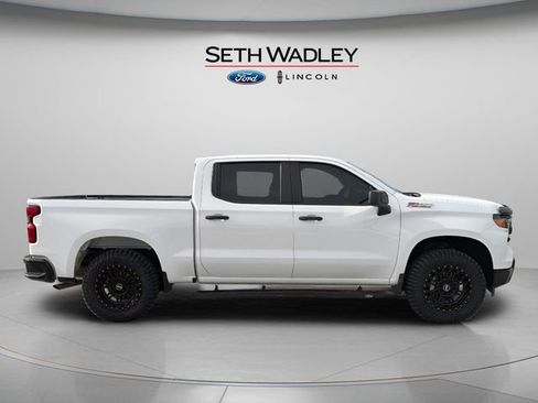 Used 2024 Chevrolet Silverado 1500 W/T w/ WT Value Package AWD/4WD image 16