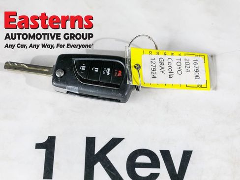 Used 2024 Toyota Corolla LE image 34