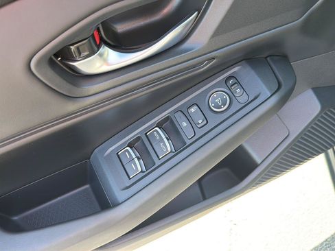 Used 2025 Honda Accord SE image 31