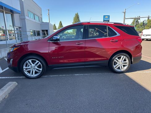 Used 2020 Chevrolet Equinox Premier AWD/4WD image 5