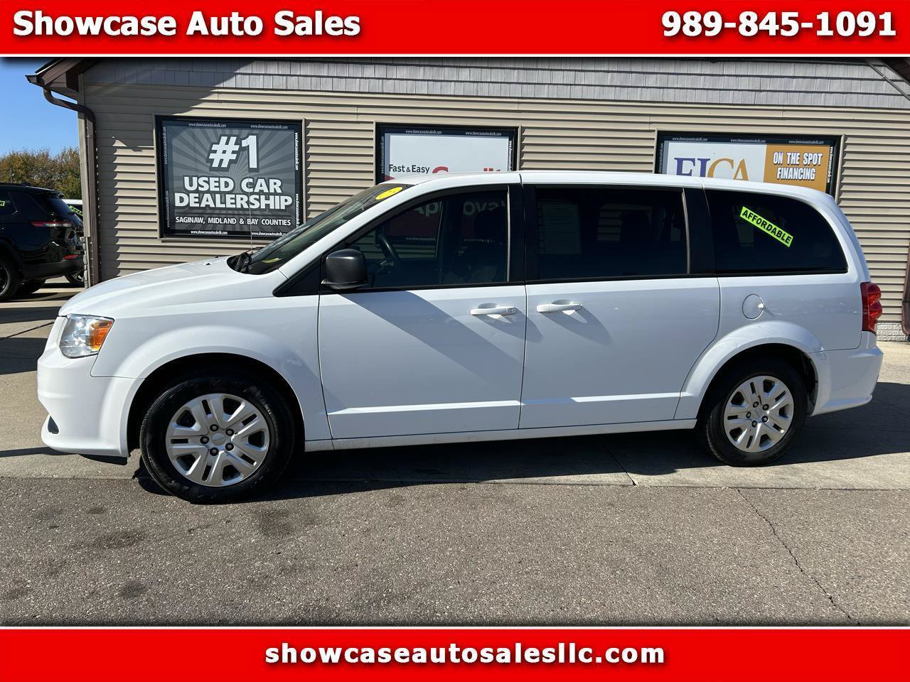 Used 2018 Dodge Grand Caravan SE FWD image 1