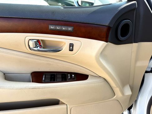 Used 2011 Lexus LS 460 Luxury image 23