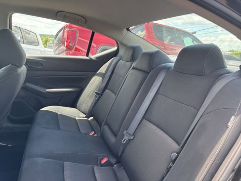 Used 2024 Nissan Altima 2.5 SV FWD image 27