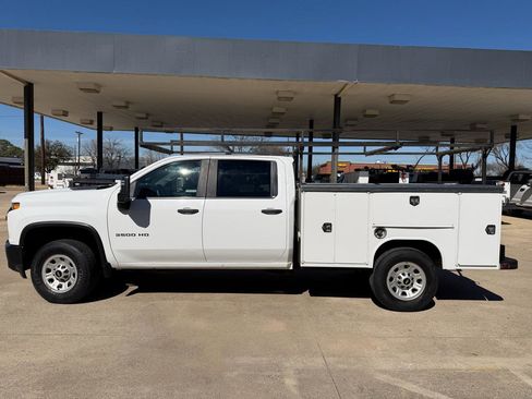 Used 2020 Chevrolet Silverado 3500 W/T w/ WT Fleet Convenience Package image 2