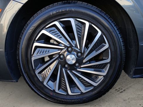 Used 2023 Hyundai Sonata SEL w/ Cargo Package image 14