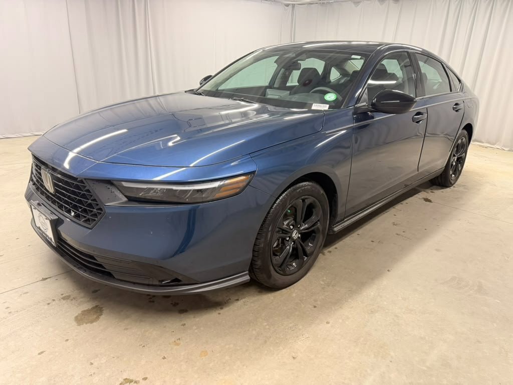 Certified 2025 Honda Accord SE image 8