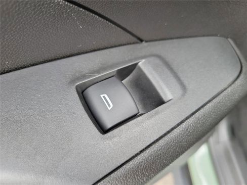 Used 2024 Chevrolet Trax RS w/ Driver Confidence Package FWD image 15