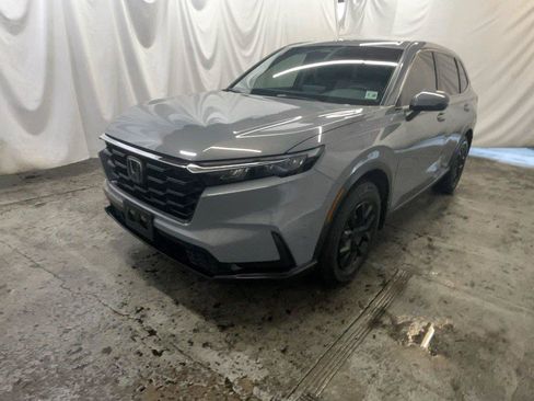 Used 2023 Honda CR-V LX image 15