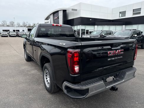 New 2026 GMC Sierra 1500 Pro image 3