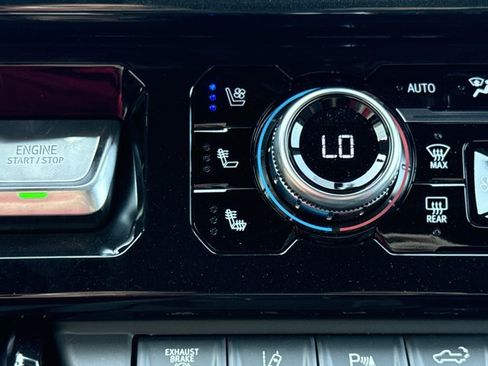 New 2026 GMC Sierra 2500 AT4 w/ AT4 Premium Plus Package AWD/4WD image 22