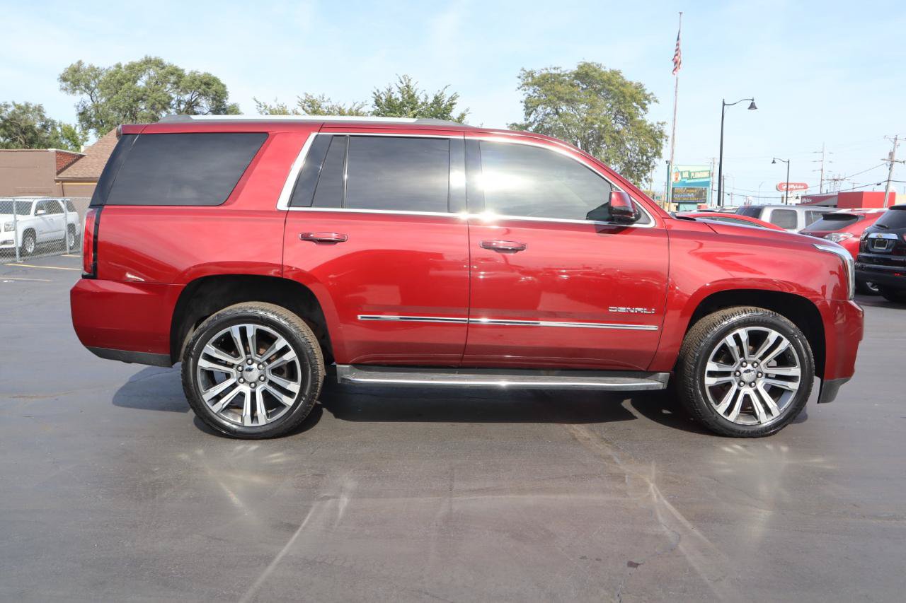 Used 2017 GMC Yukon Denali w/ Open Road Package AWD/4WD image 6