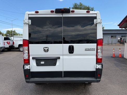 Used 2025 RAM ProMaster 2500 w/ U-Haul Equipment Group FWD image 5