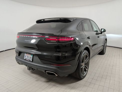 Certified 2023 Porsche Cayenne Platinum Edition AWD/4WD image 9