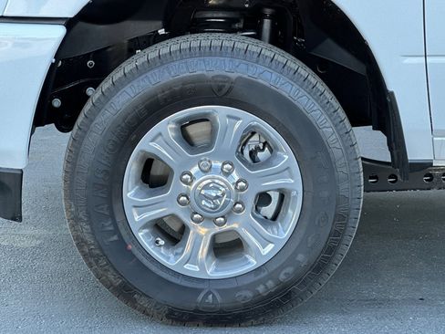 New 2026 RAM 2500 Big Horn image 25