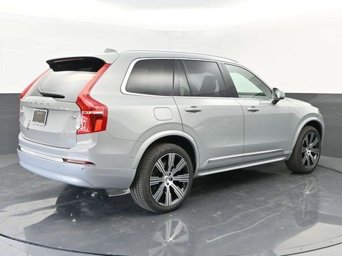 New 2025 Volvo XC90 T8 Plus w/ Protection Package Premier image 7